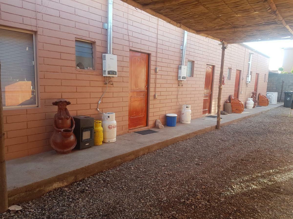 hostal nuevo sol y viento Albergue San Pedro de Atacama Exterior foto